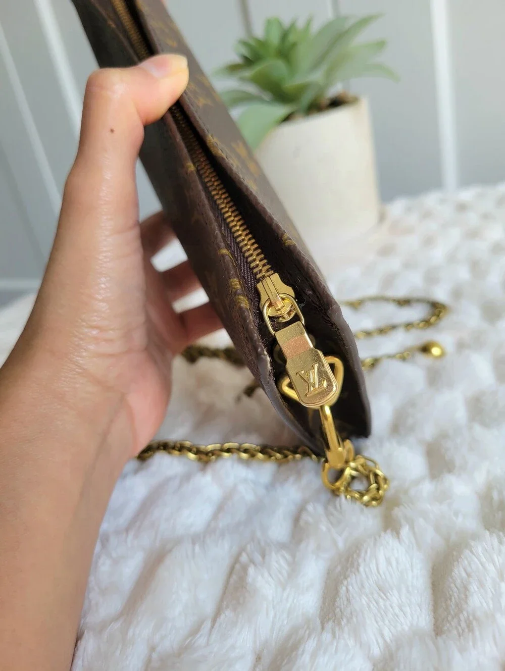 💕LOUIS VUITTON Chain Crossbody Shoulder Bag Monogram